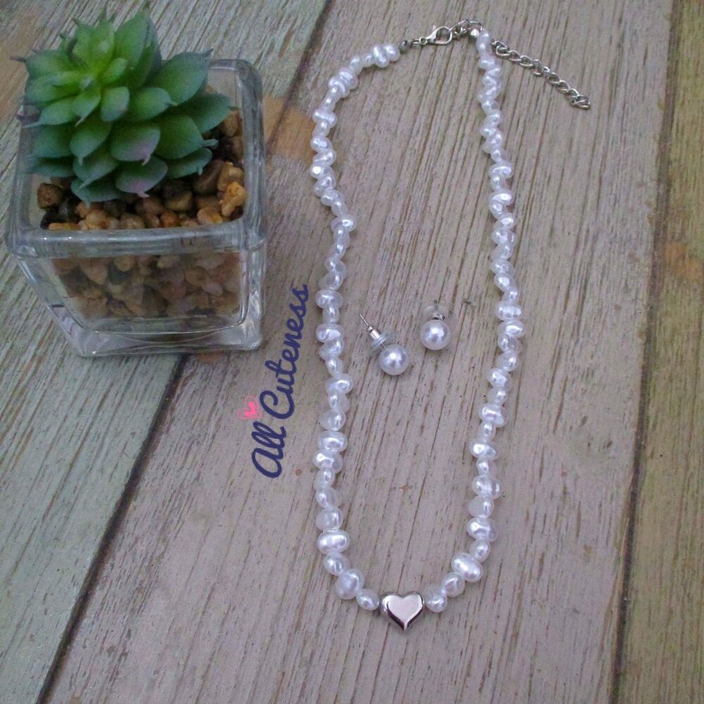 Pearl Necklace with Earrings
